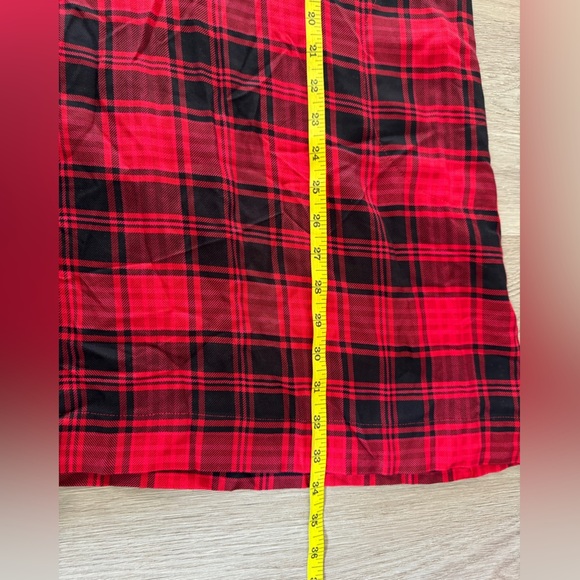 NWT J. JILL 1/3 Button Down Shirt Dress MEDIUM Red Black Plaid Pockets - Picture 5 of 7